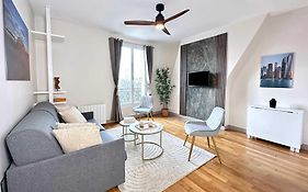 Cozy Apartments Near The Sorbonne